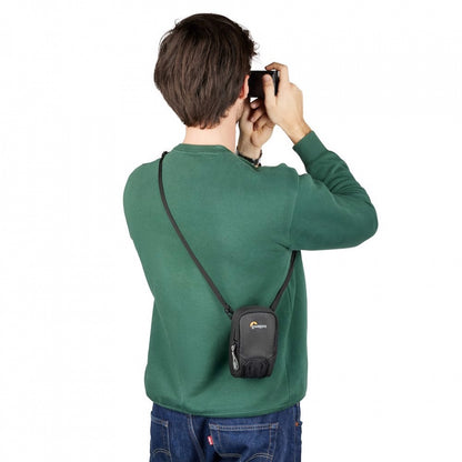 Lowepro Adventura CS 20 III Compact Digital Camera Pouch (Black)